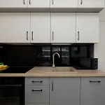 Lejlighed Comfortable Two-bedroom With Parking, Excellent Location In The Centre By Renters Warszawa