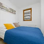 Comfortable Two-bedroom With Parking, Excellent Location In The Centre By Renters