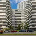 Comfortable Two-bedroom With Parking, Excellent Location In The Centre By Renters