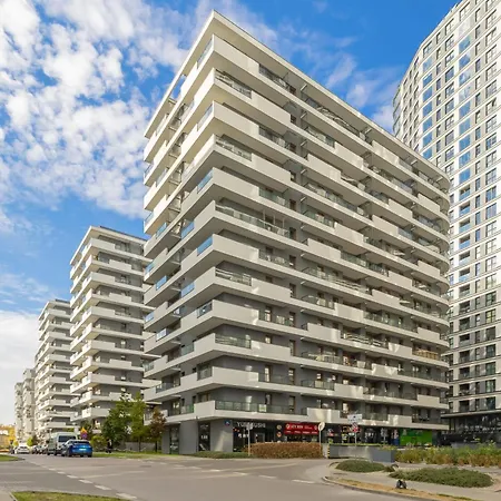 شقة Comfortable Two-bedroom With Parking, Excellent Location In The Centre By Renters