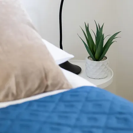 Comfortable Two-bedroom With Parking, Excellent Location In The Centre By Renters * Varsavia