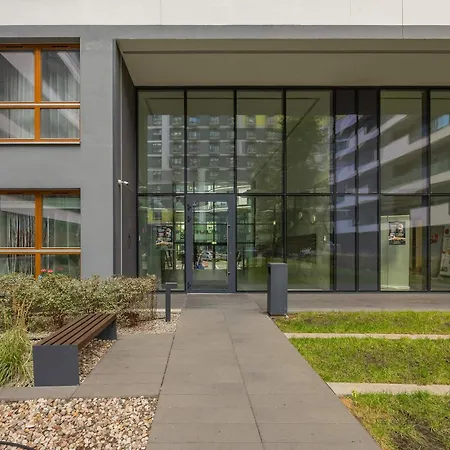 Appartamento Comfortable Two-bedroom With Parking, Excellent Location In The Centre By Renters